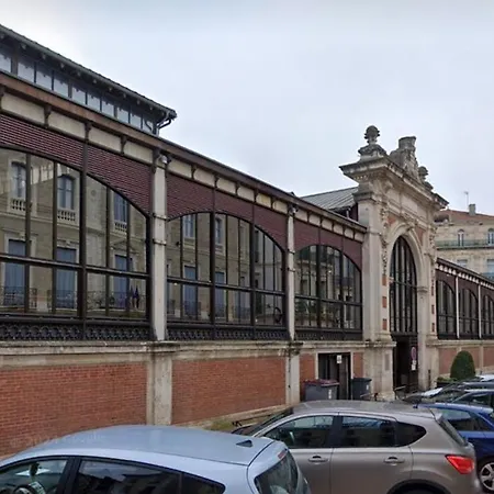 Les Halles De * Béziers